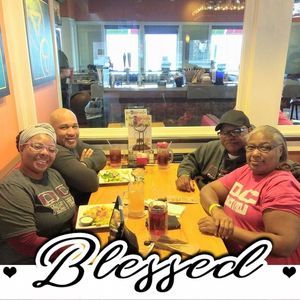 Meet your Posher, Hollie